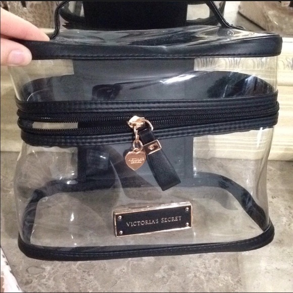 SOLD Victoria Secret Cosmetic Bags/Bundle - Picture 6 of 8